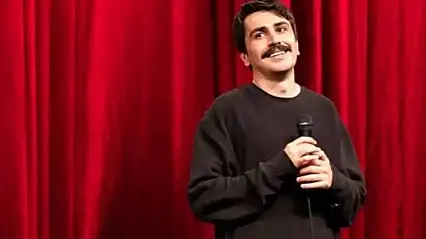 Komedyen Deniz Göktaş Tutuklama Talebiyle Mahkemeye Sevk Edildi