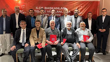 Saadet partisi Kayseri'de ilçe başkanlarıyla buluştu
