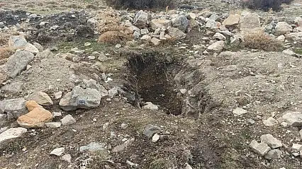 Soğulcak Yaylası'nda karlar eridi, kaçak kazılar ortaya çıktı