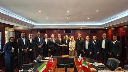 UND'de Türkiye-İran Taşımacılığı Masaya Yatırıldı