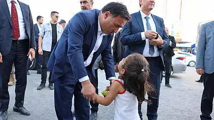 Vali Gökmen Çiçek Develi'de vatandaşlarla buluştu