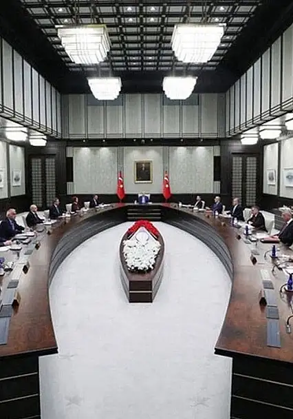 NATO Zirvesi Emekli Zammını Geciktirdi