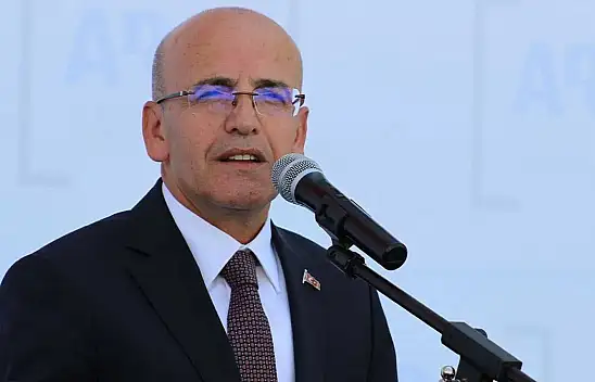 Bakan Şimşek: İkinci çeyrekte yıllık büyüme güçlendi