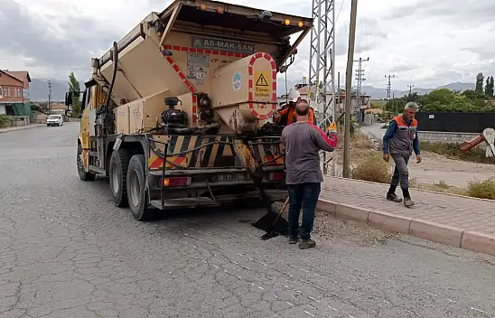 Büyükşehir'den kırsal yollarda kış hazırlığı