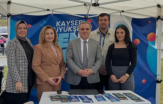 Büyükşehir, Kampüs Festivali'nde gençlerle buluştu