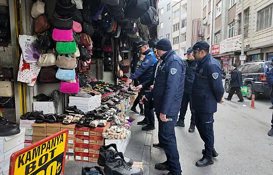 Büyükşehir Zabıtası'ndan Kaldırım İşgali Denetimi