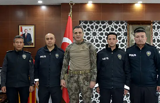 Emniyet müdürü Atanur Aydın, devriye ekiplerini tebrik etti