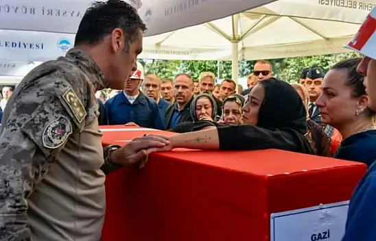 İl Emniyet Müdürü Atanur Aydın Yine Şehit ailelerinin yanında