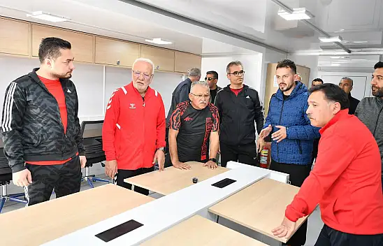 Kayseri'de Mobil Dijital Gençlik merkezi tanıtıldı