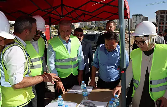 Talas'ta KYK yurt inşaatında Protokol incelemesi