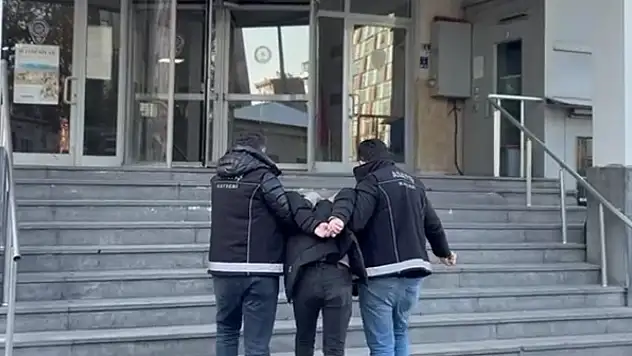 10 yıl hapisle aranan hükümlü yakalandı