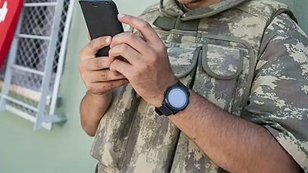 Askerin Operasyon bölgesinde akıllı cep telefonu kullanması yasaklandı
