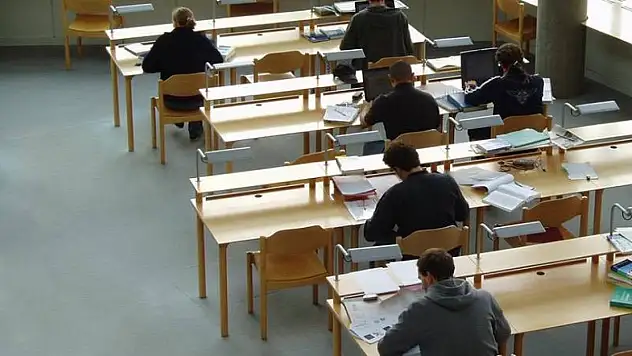 179 Öğrenci eksi netle Üniversiteye girdi