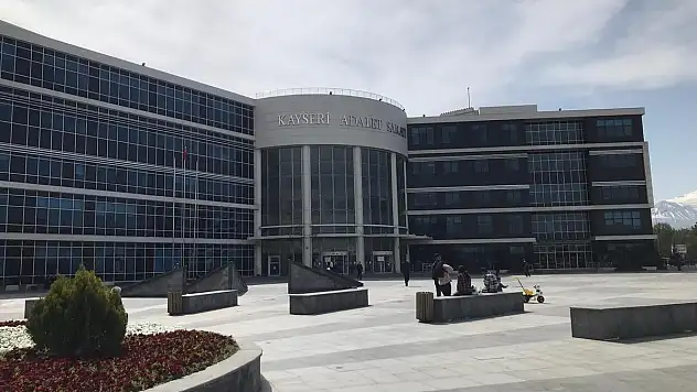2 yaşındaki çocuk düşerek yaralandı