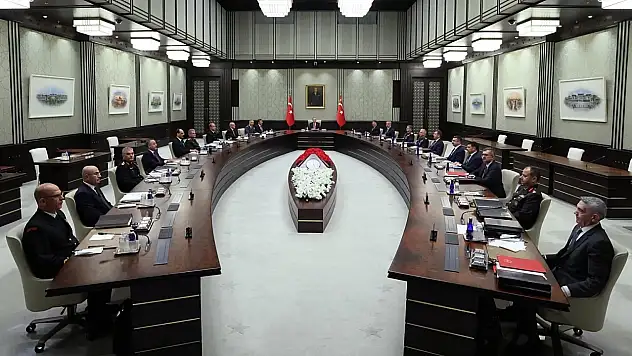 2025 güvenlik değerlendirmesi ve 2026 riskleri ele alındı