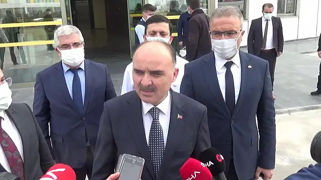 220 öğrenci zehirlendi