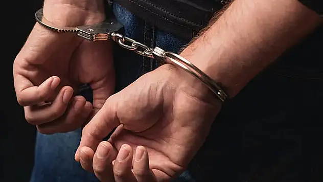 220 Yıl hapis cezası olan 177 kişi yakalandı