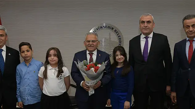 23 Nisan Ulusal Egemenlik ve Çocuk Bayramı