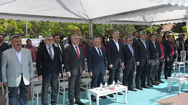 3 BİN 200 ADET KÜÇÜKBAŞ HAYVAN DAĞITTI