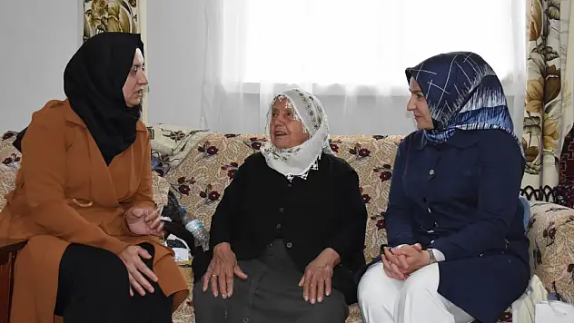 Yaşlılara 4 çeşit sıcak yemek
