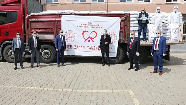 400 TORBA UN  DAĞITILDI