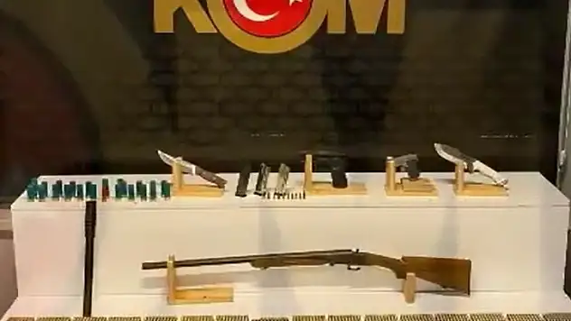 525 bin liralık bedelsiz senet operasyonu: 3 gözaltı