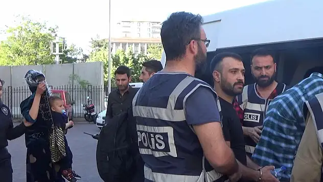 8 kişi cezaevine gönderildi