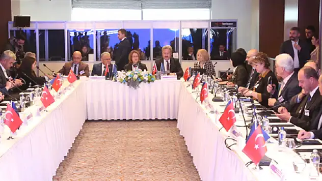 AB YEREL VE BÖLGESEL YÖNETİMLER KONGRESİ