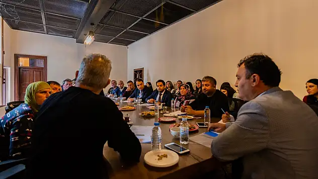 ADIM ADIM EXPO'YA