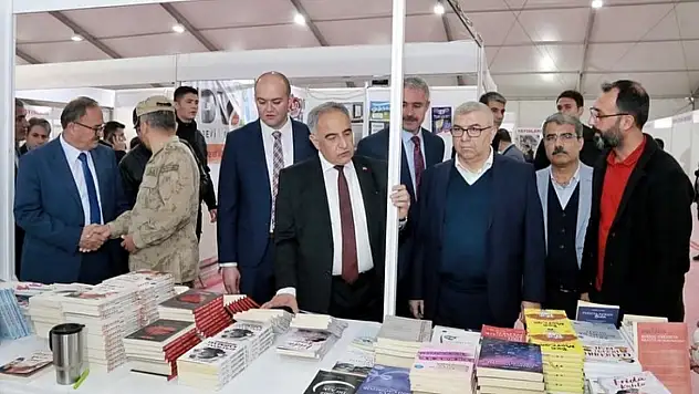 'Adıyaman Belediyesi Kitap Günleri' Açıldı