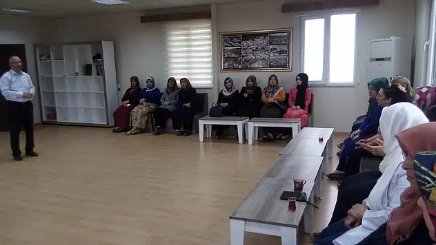 Adıyaman Belediyesi Kursiyerlerine Yönelik Eğitimler Sürüyor