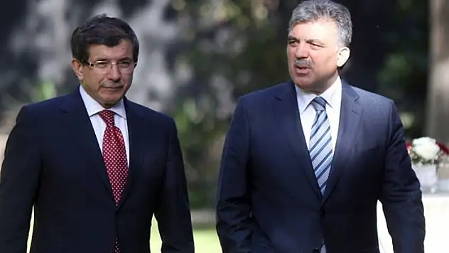 AK Parti'den Abdullah Gül ve Ahmet Davutoğlu'na Kayyum Tepkisi!