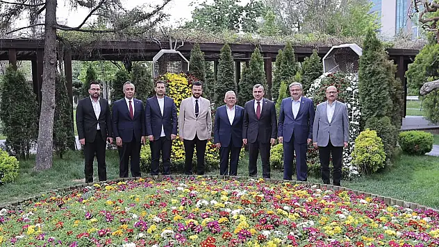 AK Parti'den Büyükkılıç'a ziyaret