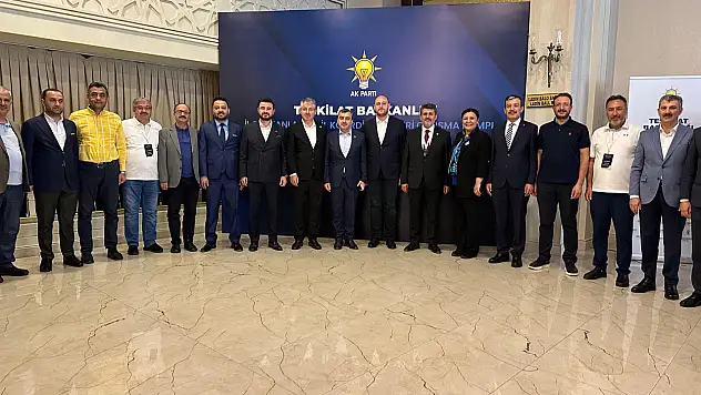 AK parti il başkanları kampı tamamlandı