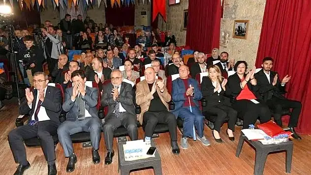 AK Parti'li Gider: 'CHP Düzeldiği Kadar Kötüleşir'