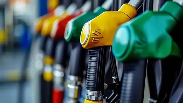 Akaryakıta çifte zam: Motorin ve benzin fiyatları artıyor