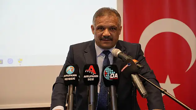 Ali Hızar'dan 23 Nisan Mesajı