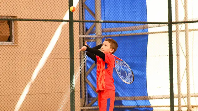Ali İhsan Kabakcı, 23 Nisan tenis ödül töreninde