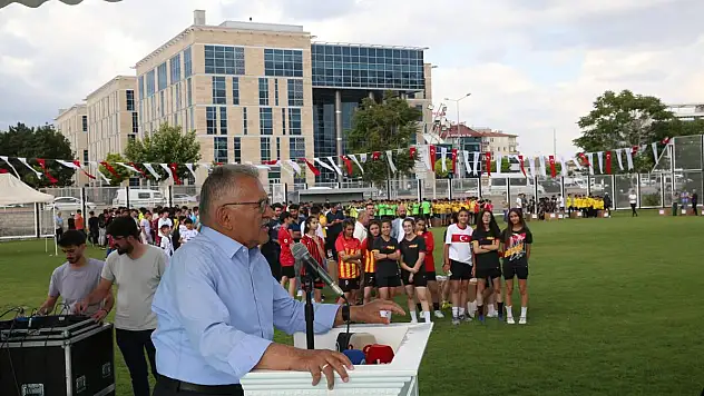 AMATÖR SPORA 700 BİN TL'LİK DESTEK