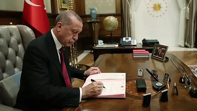 Ankara'da Görev Değişimi: Yeni Vali ve Emniyet Müdürü Atandı