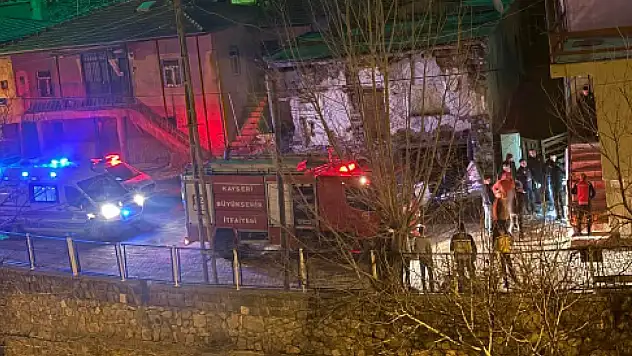 Annesini Hastanede Öğrenince 112'yi Aradı