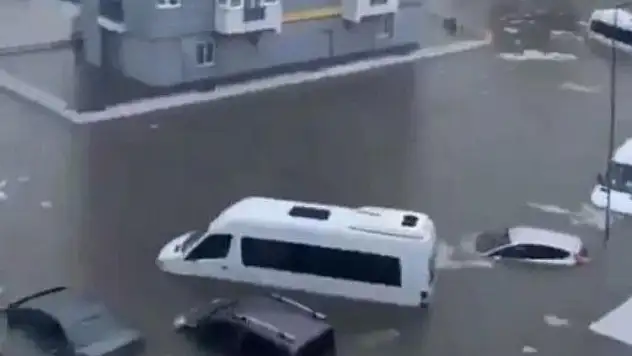 Antalya'da 5 ilçede okullar tatil edildi