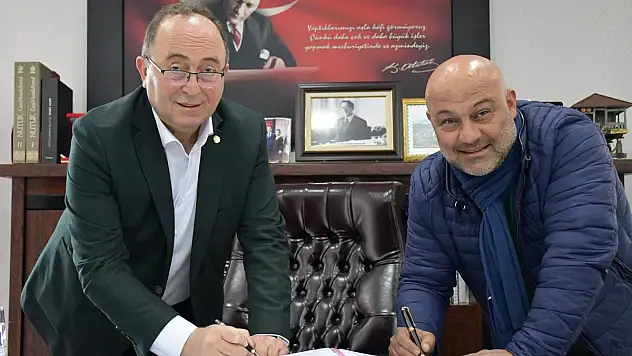 ARTVİN BELEDİYESİ'NDE TOPLU İŞ SÖZLEŞMESİ İMZALANDI