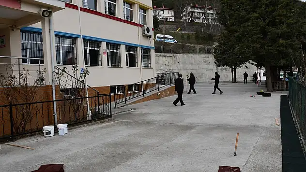 ARTVİN BELEDİYESİNDEN ÖĞRENCİLERE SÜRPRİZ