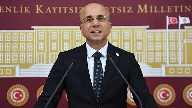 Aşkın Genç Emeklilerin Sorunlarını Dinledi