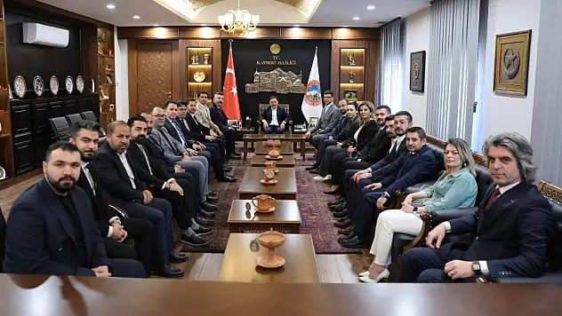 ASKON Yönetiminden Vali Gökmen Çiçek'e Ziyaret