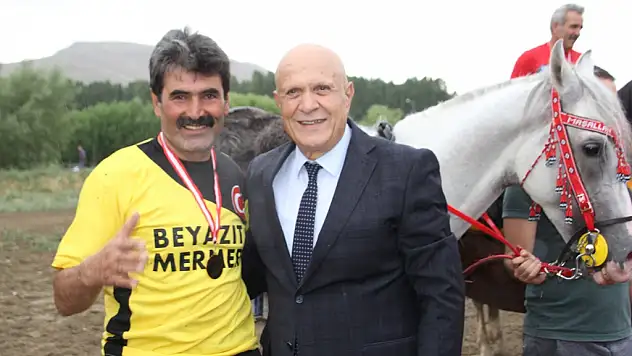 ATA SPORU BU KEZ DEDE KORKUT ŞÖLENLERİ İÇİN İCRA EDİLDİ