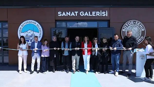 'Ateşle Yazılan Hikâyeler' Sergisi Sanatseverlerle Buluştu