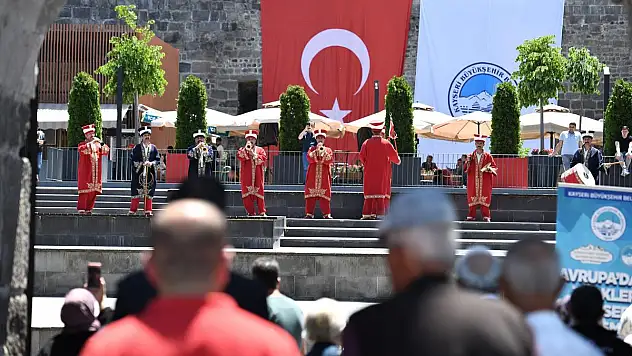 Avrupa'daki Türkleri Kayseri'de Buluştu