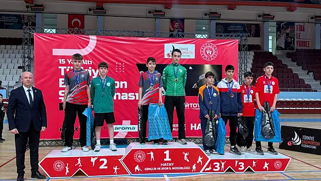 Badminton'da Kayserili sporculardan çifte madalya
